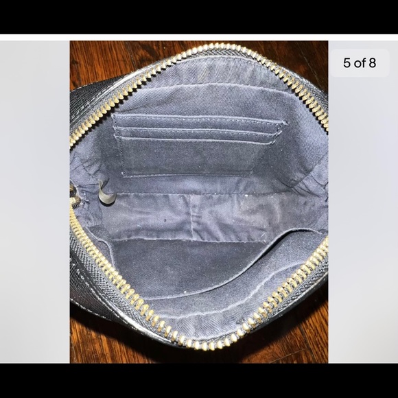 Coach camera bag wristlet with chain handle - Picture 7 of 8